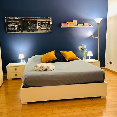 Chiara Guest House 34 - M4 Metro Blu Milano Esterno foto