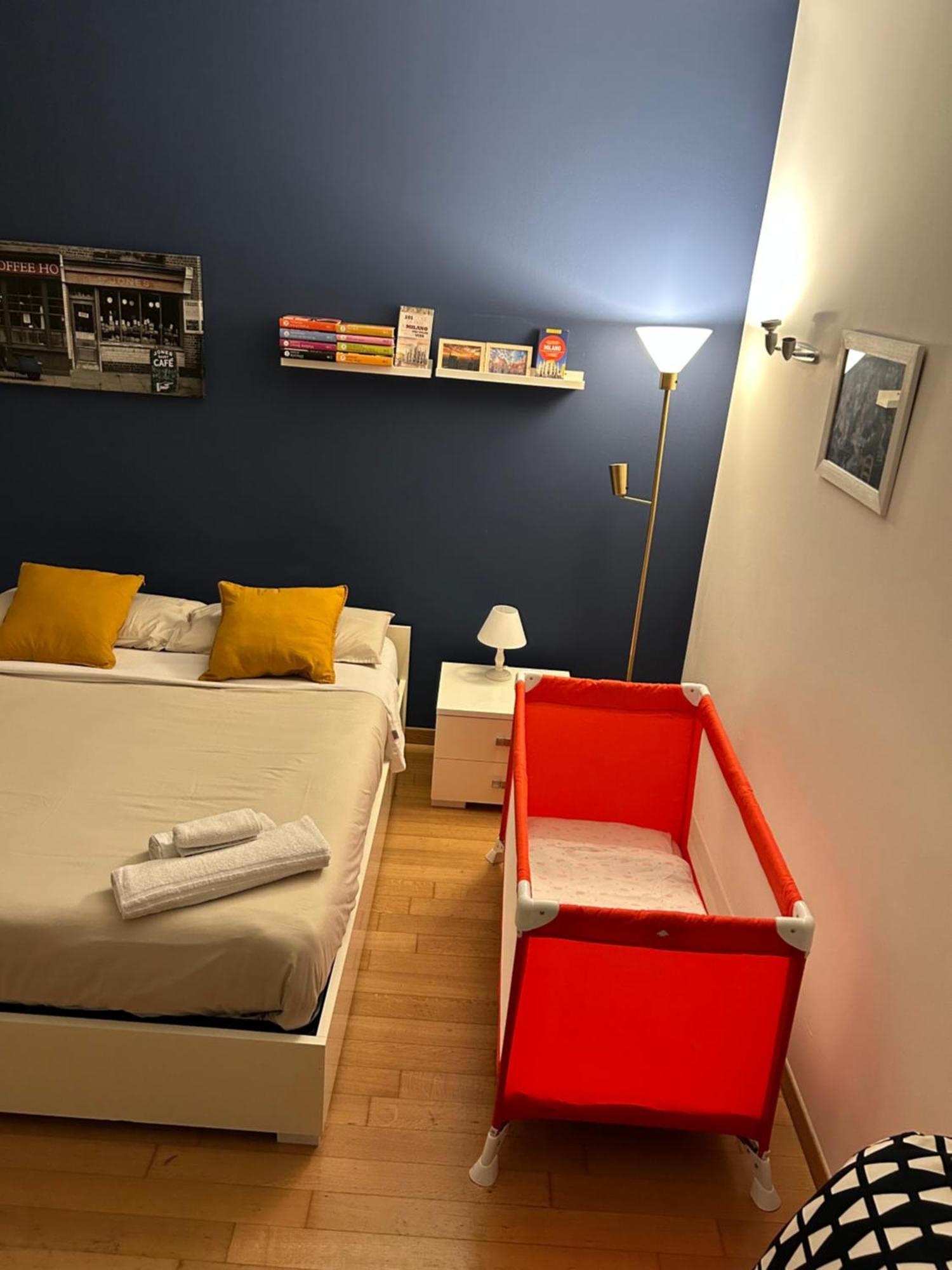 Chiara Guest House 34 - M4 Metro Blu Milano Esterno foto